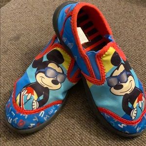 Micky swim shoes